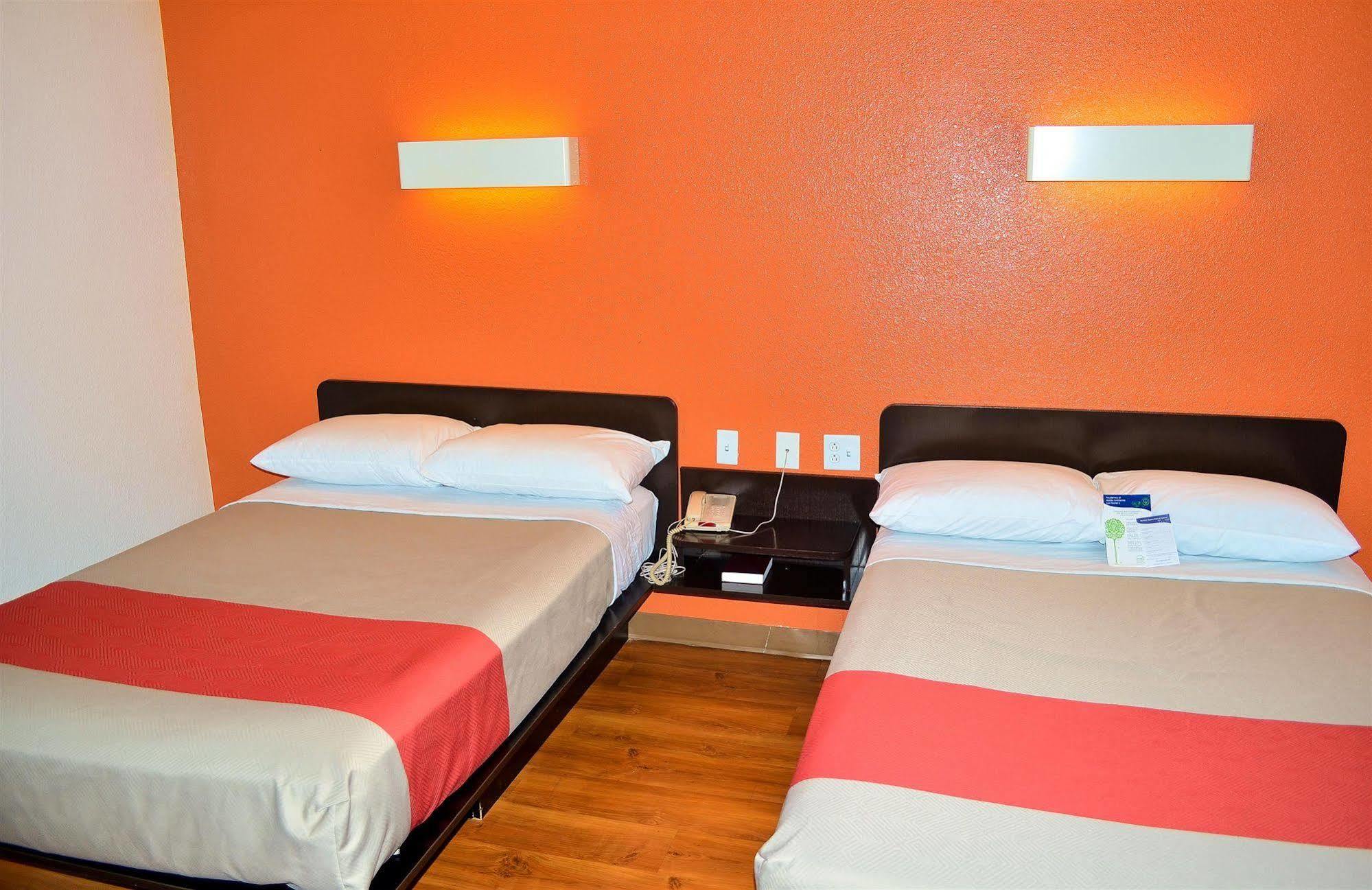 Motel 6 Boston South - Braintree Exterior foto